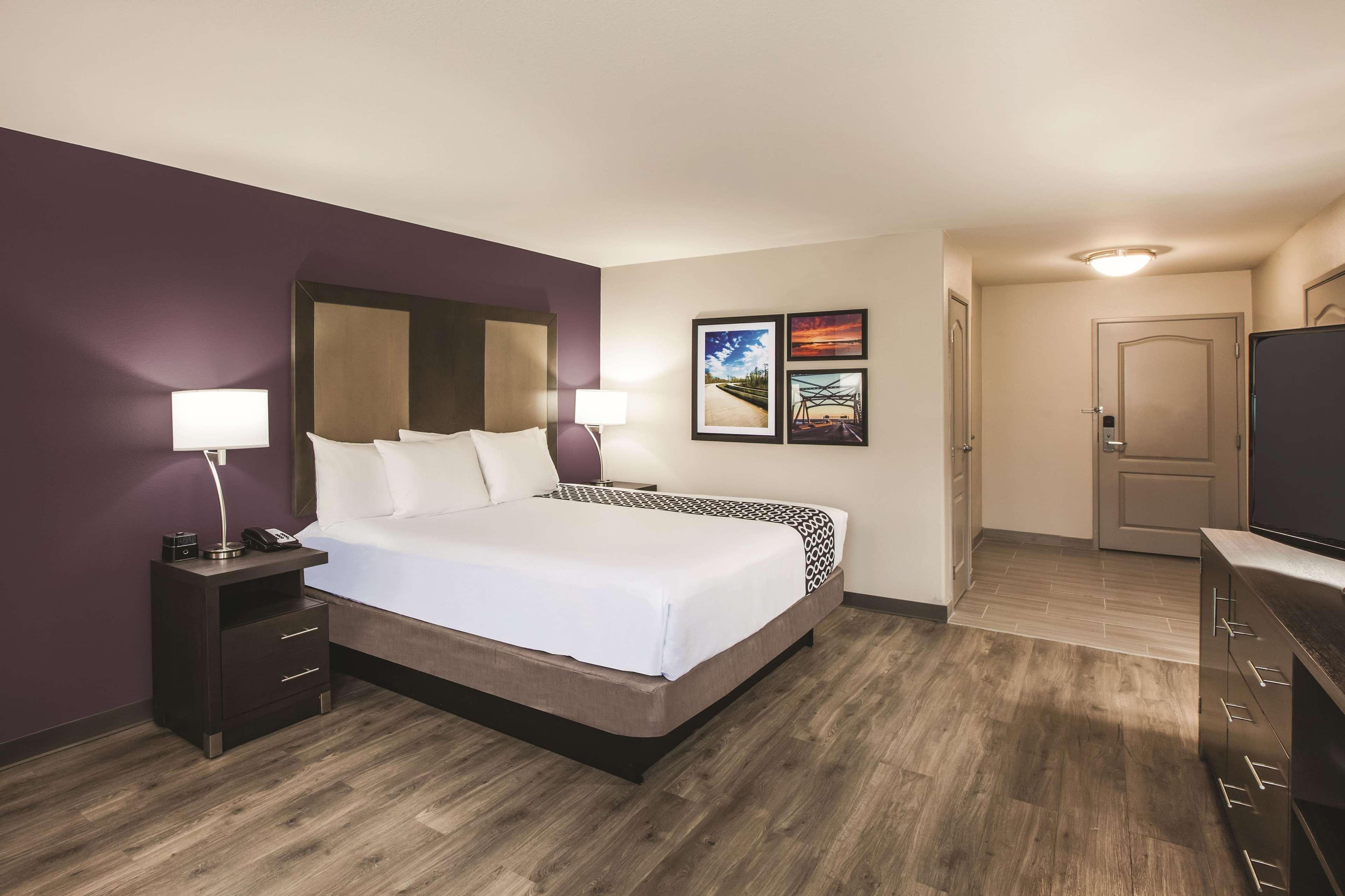 La Quinta By Wyndham Walker - Denham Springs Hotel Exterior foto